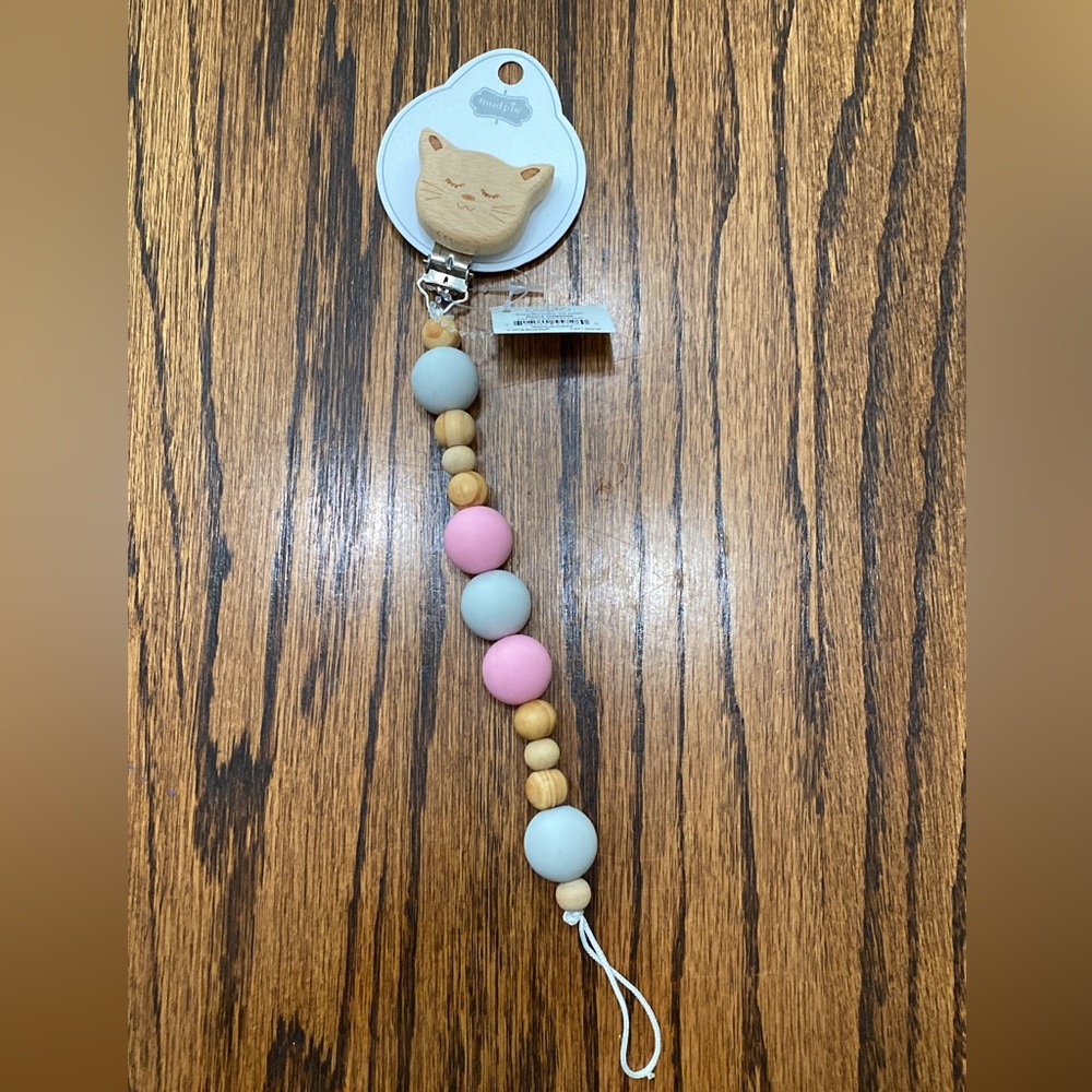 Mud Pie Wooden Cat Pacifier Clip Silicone Beads NWT